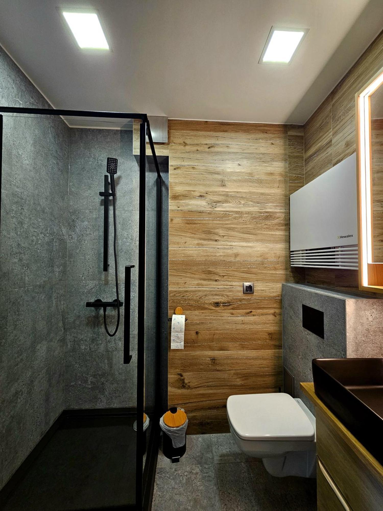Apartament Radiostacja V, Parking Free Gliwice Ngoại thất bức ảnh