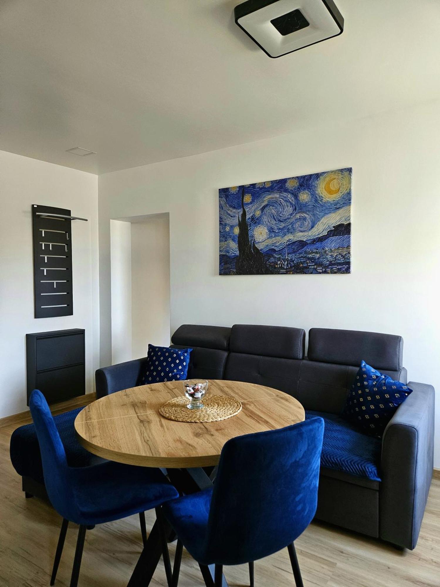 Apartament Radiostacja V, Parking Free Gliwice Ngoại thất bức ảnh